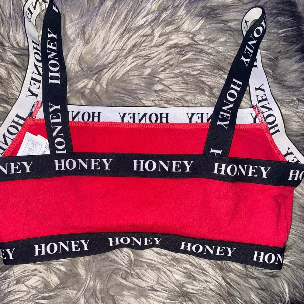 ❤️Red Sports Bra❤️ - Picture 2 of 2